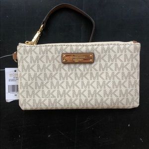 Michael Kors wristlet